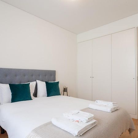 Flh Chiado Central Flat Lisbon Bagian luar foto