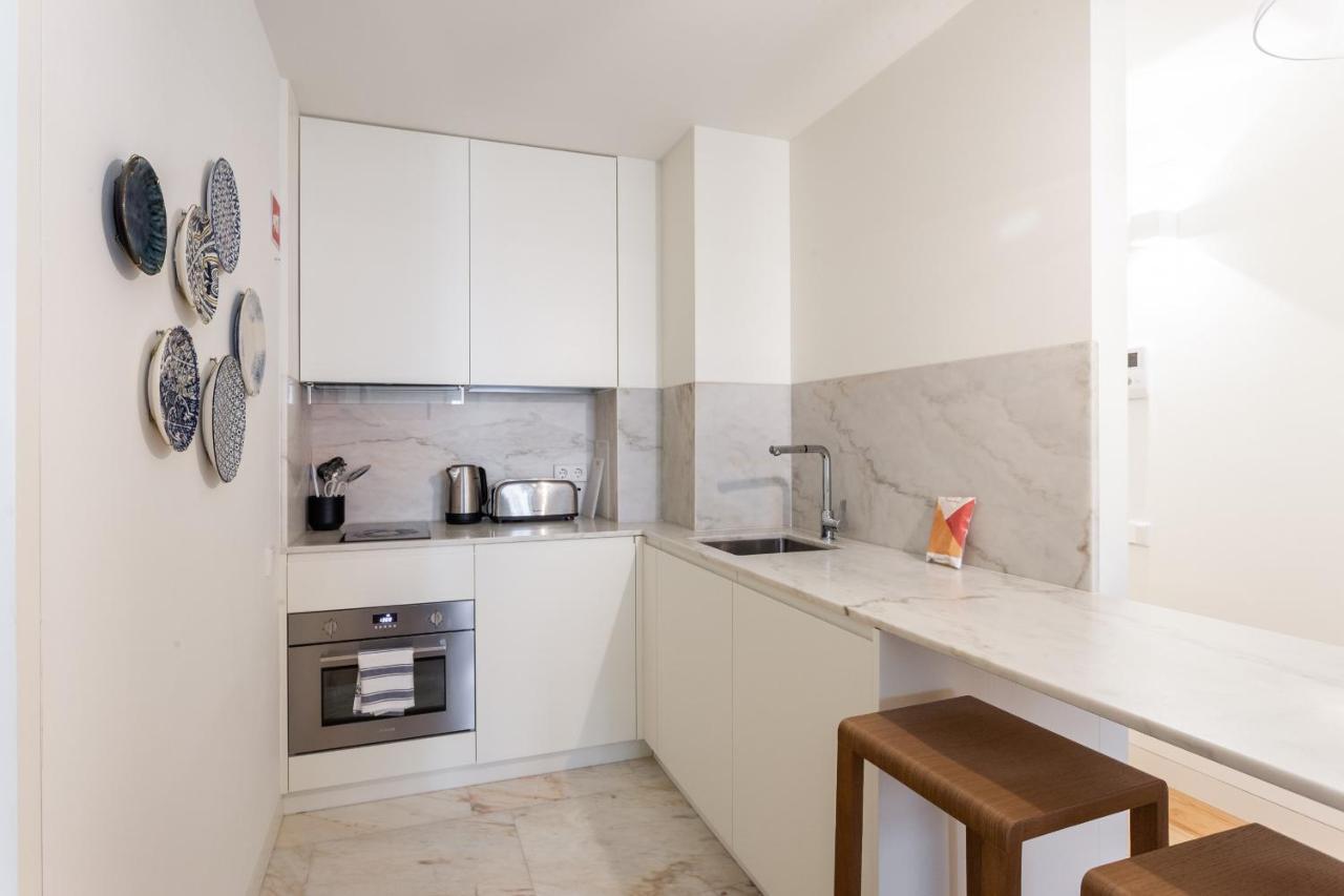 Flh Chiado Central Flat Lisbon Bagian luar foto